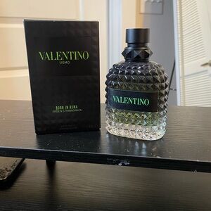 Valentino Uomo Green and Black Eau de Toilette